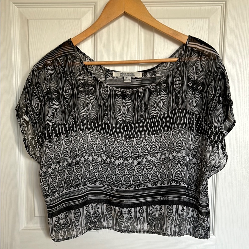 Bluenotes cropped sheer blouse